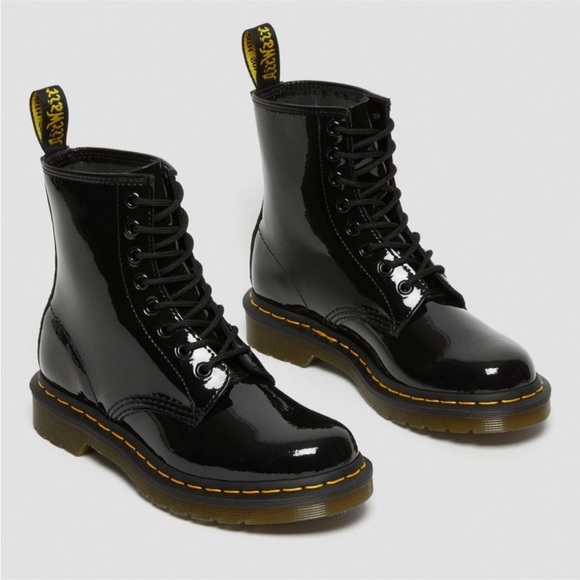 Doc (Dr.) marten patent leather boots size 7 women 1460 - Picture 1 of 5